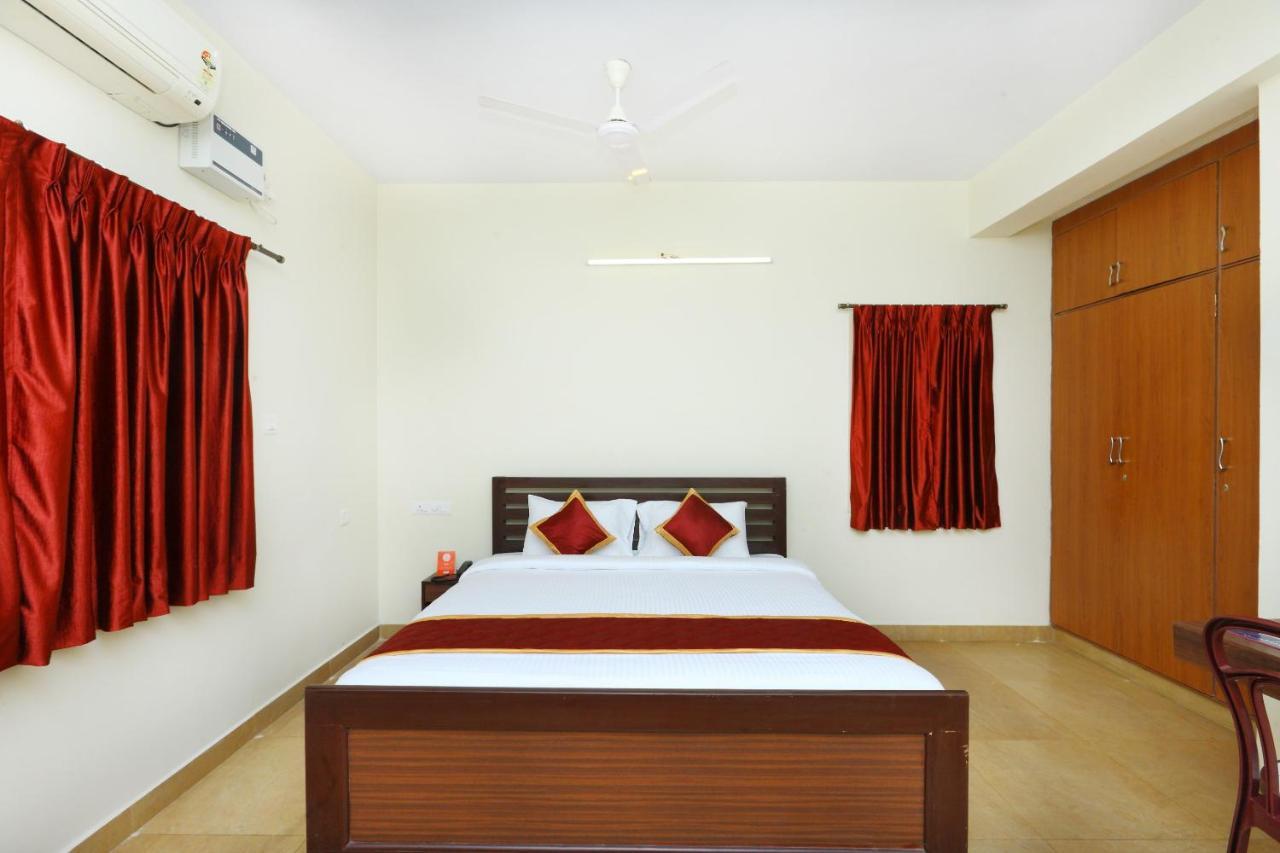 Capital O Twilight Bay Hotel Madras Buitenkant foto